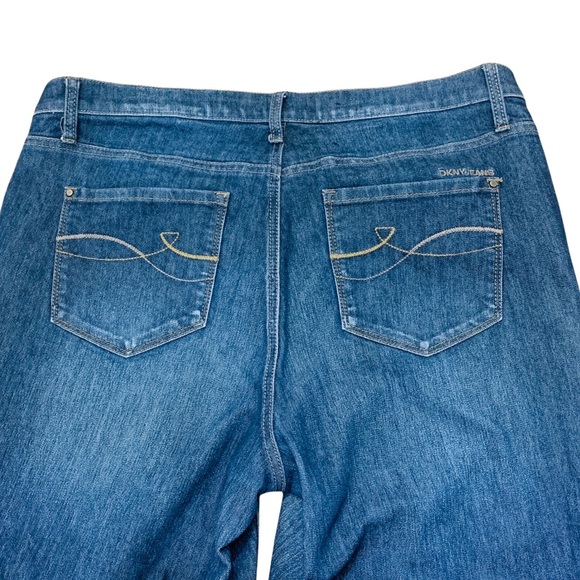 DKNY Dark Wash Denim Jeans Size 16W - Picture 4 of 7